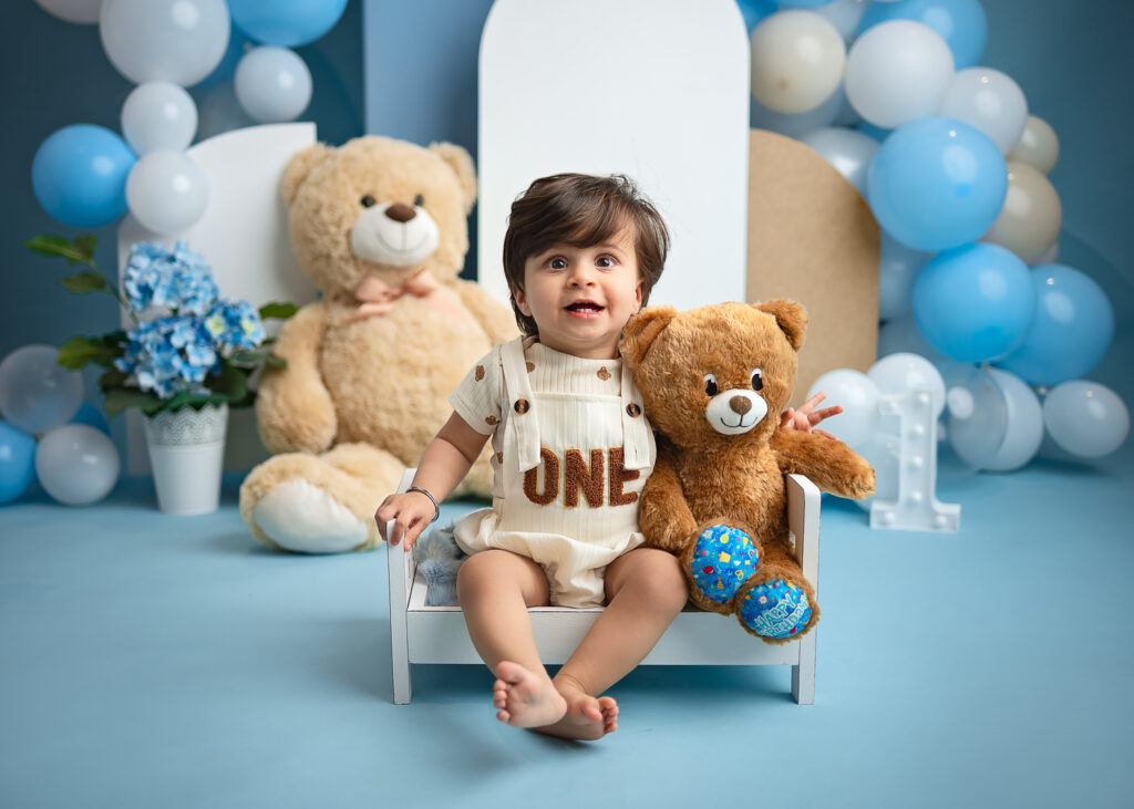 Teddy Bear Cake Smash Photoshoot in Glasgow