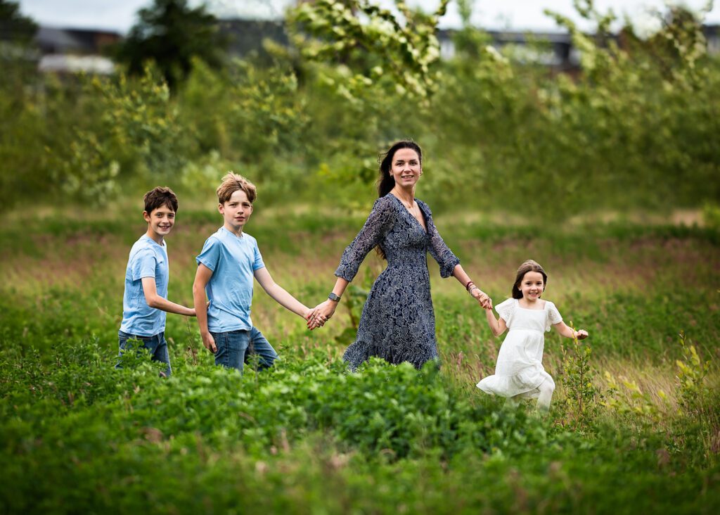 Relaxed Family Photoshoot Glasgow – Beautiful Memories Without the Stress