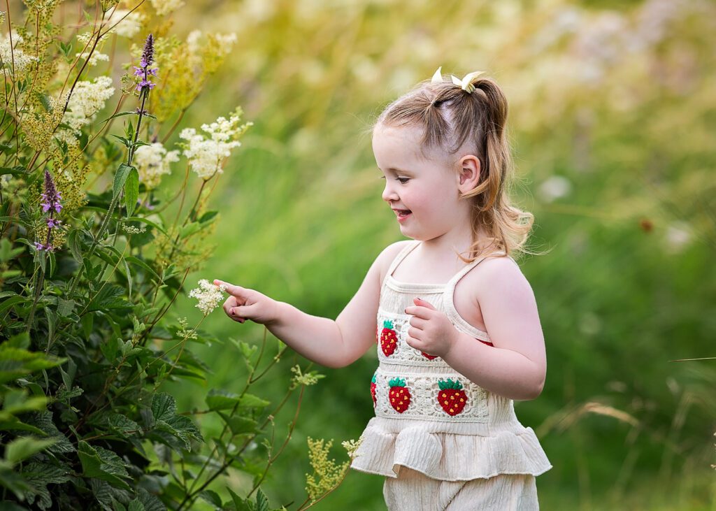 outdoor family photoshoot, family photography, family photographer Glasgow